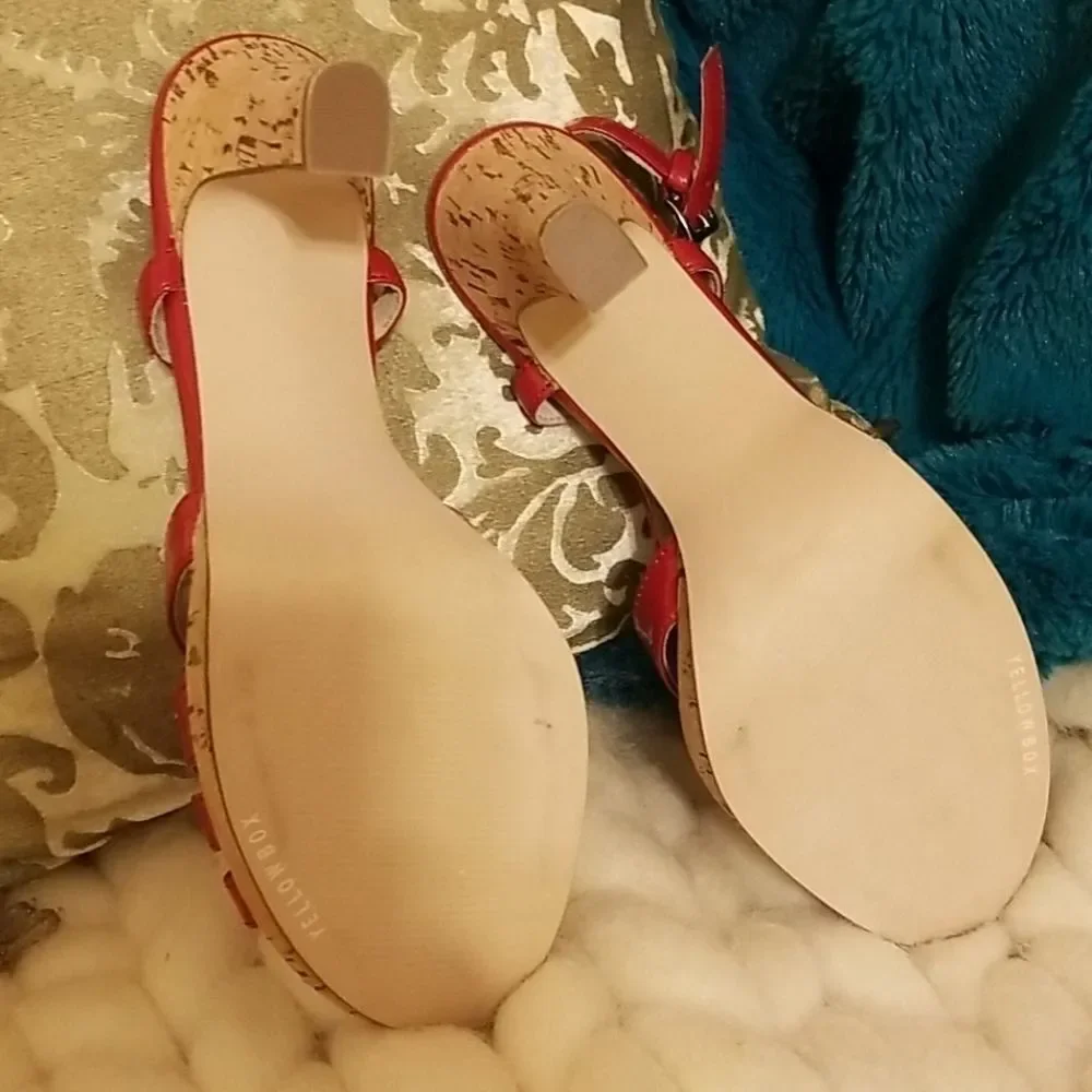 Yellow Box Laurie Red Patent Leather Cork Platform Sandals Size 6 - Picture 6 of 9